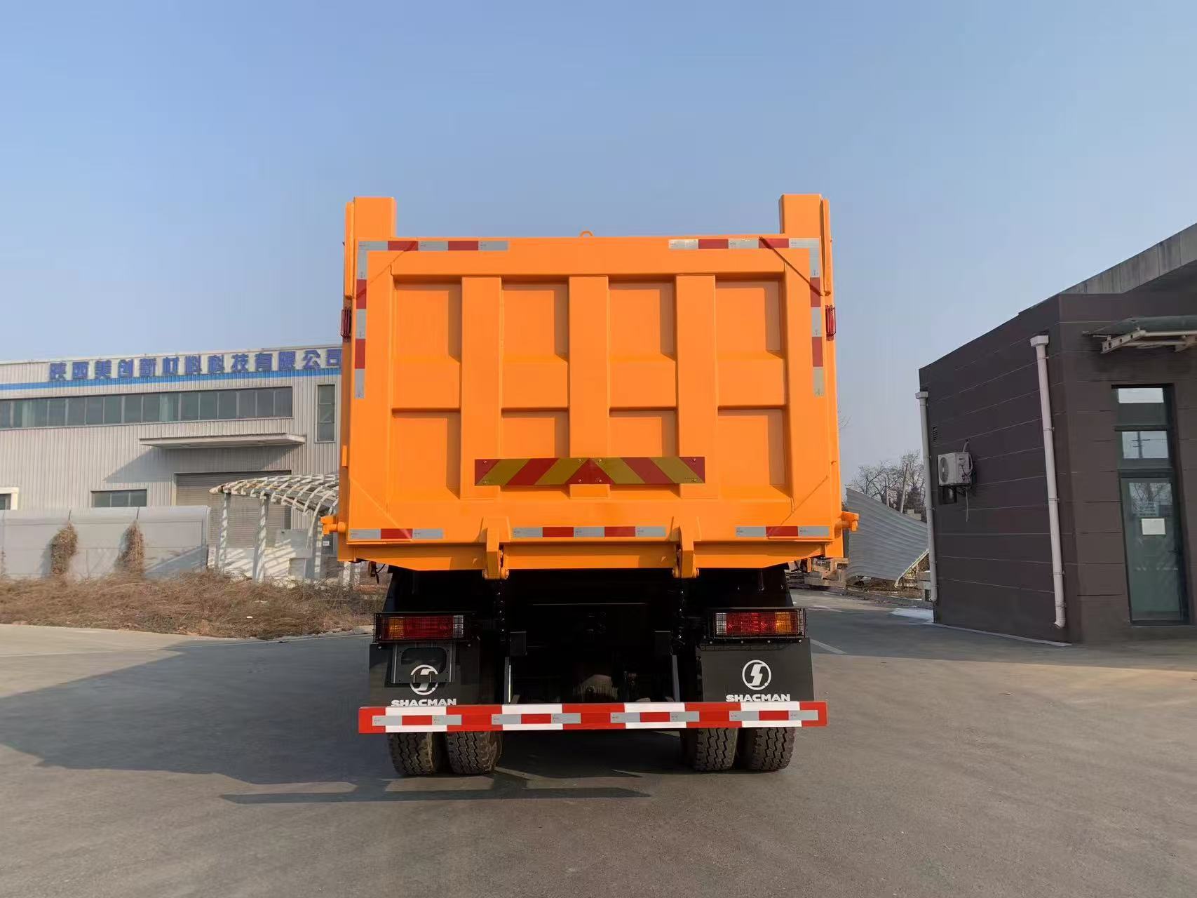 SHACMAN F3000 6x4 dump truck, rear view